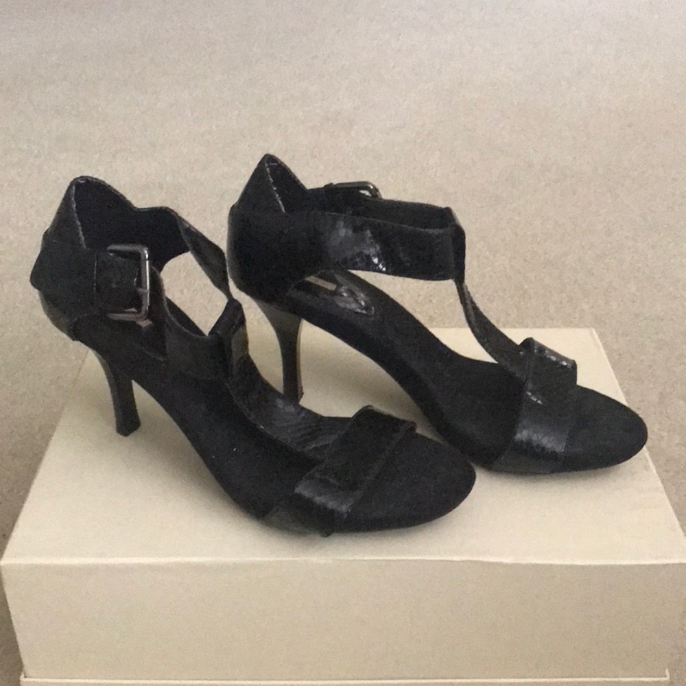 Max Studio black snakeskin heels